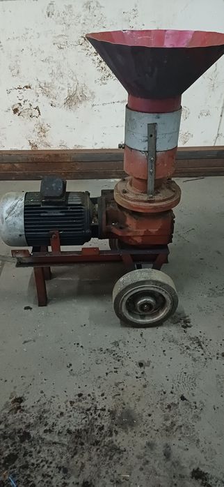 Máquina para  pellets