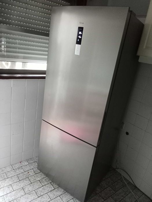 Geladeira/frigorífico433491838186956801