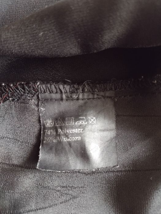 Koszulka damska czarna rozmiar 42