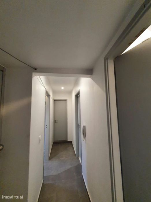 Apartamento com 2 quartos - localizado em Baixa Coimbra