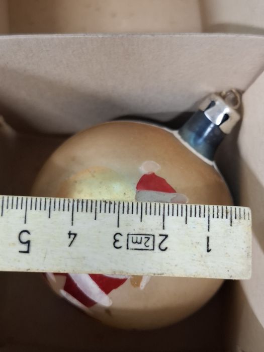 Bombka ze Św. Mikołajem prl