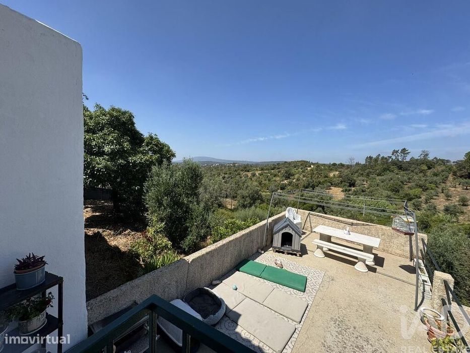 Casa / Villa T3 em Madalena e Beselga de 49 m2