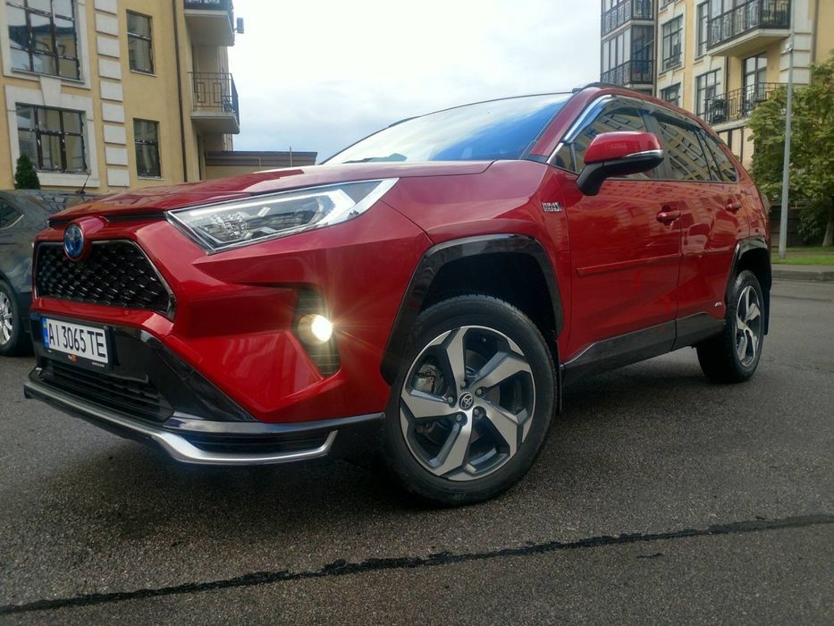 Toyota raf 4 plug-in prime