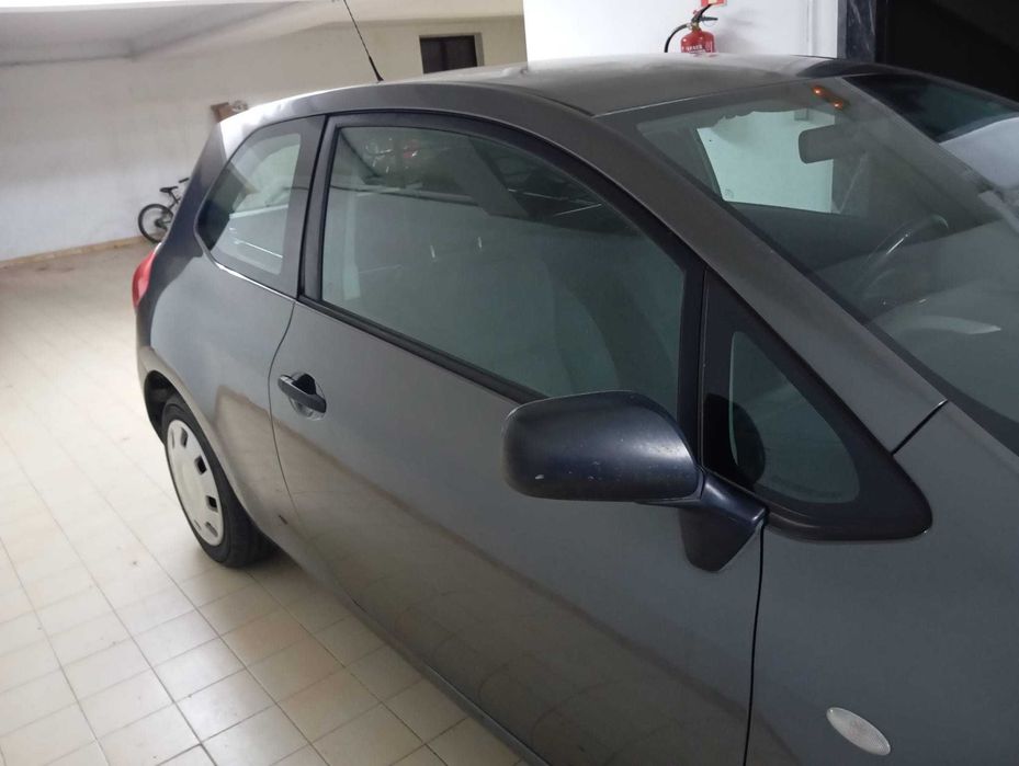 Toyota Auris Comercial 2007