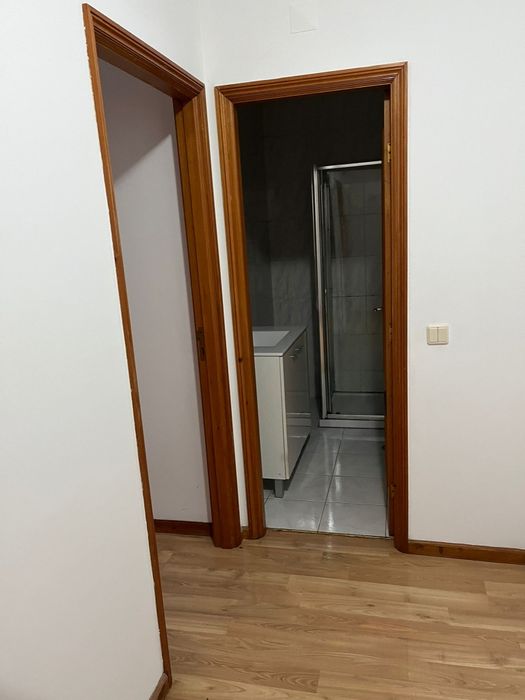 Quarto para arrendar
