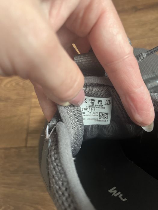 Кросівки  жіночі Puma 40р. 26.5см.