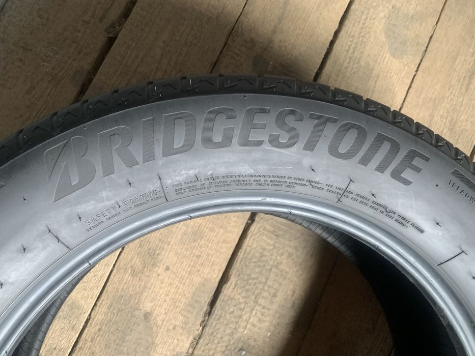 2шт 7мм  225/60R18 Bridgestone Alenza 001