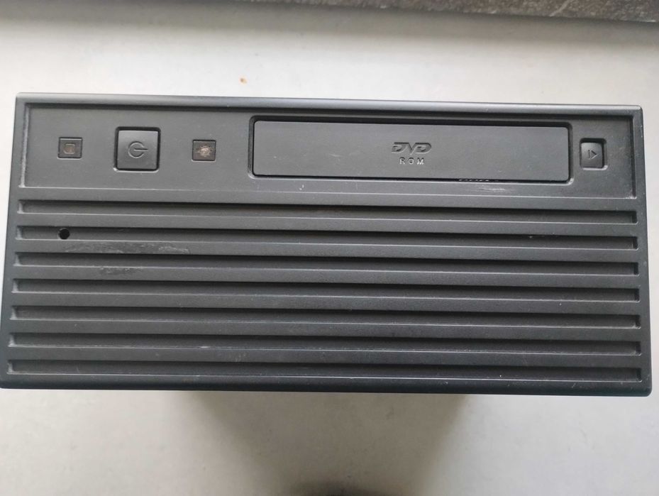 Mini PC ITX | Gigabyte J1900 | 4GB RAM | SSD/HDD Barracuda | Wi-Fi + BT |