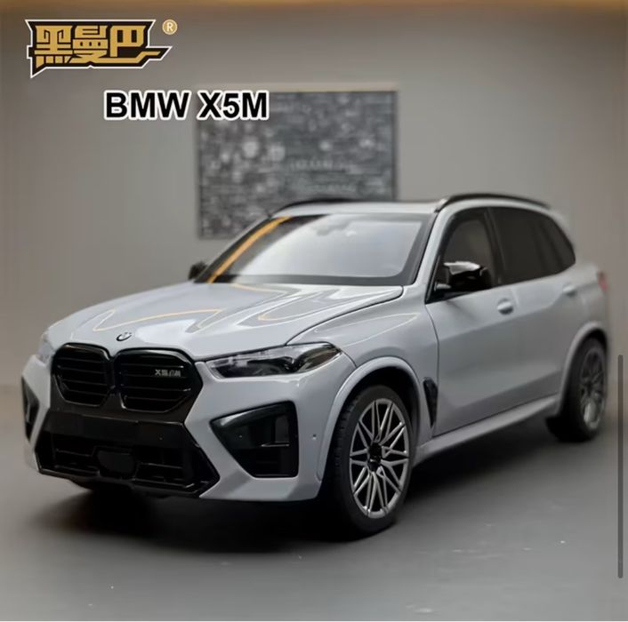 Колекційна модель авто BMW X5M F95 масштаб 1:24 1/24 металева машинка