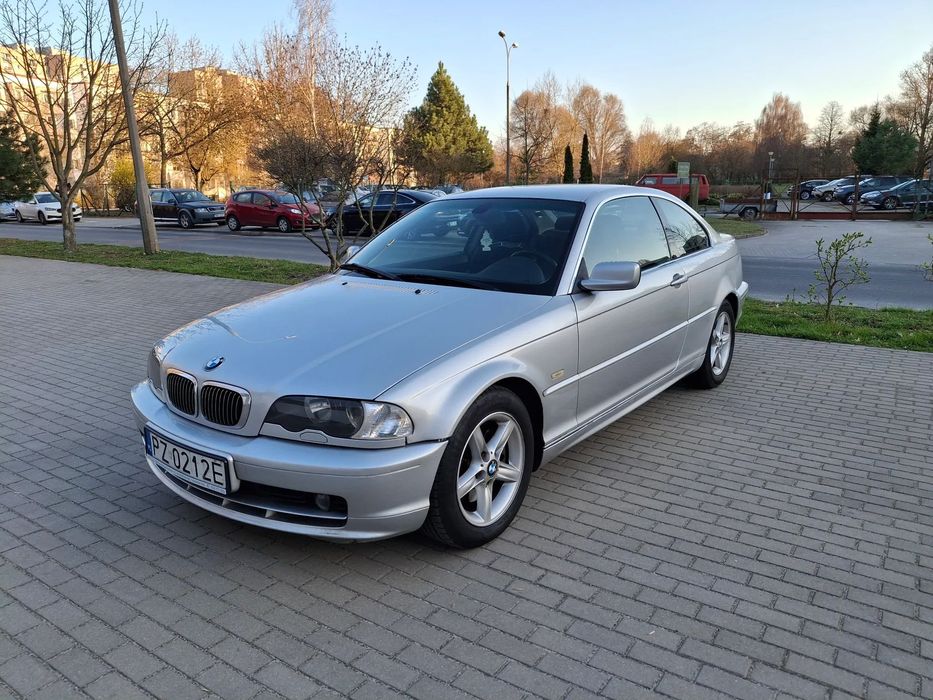 BMW Seria 3 Stan dobry Bezwypadkowy. Mały przebieg.