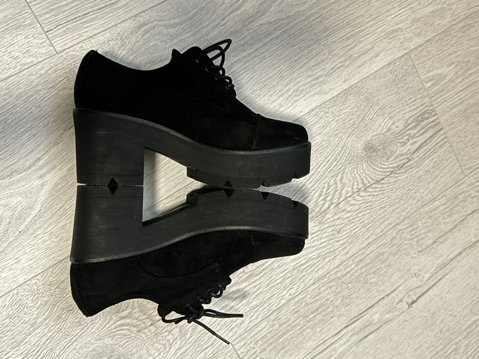 Туфлі-дербі ,лофери на платформі . Cropp