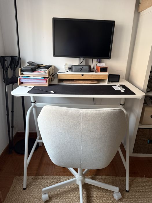 Pack cadeira + Secretaria elevatória IKEA