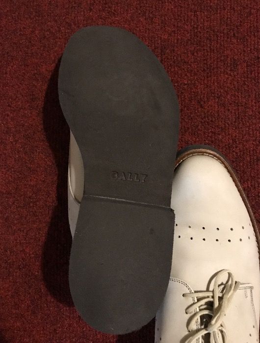 Bally с перфорацией, оригинал, производство Швейцария на 27 см