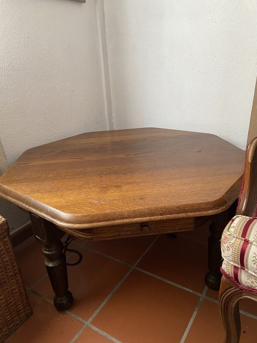 Mesa de Centro em Carvalho