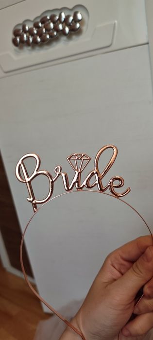 Nowy komplet dla panny młodej welon + opaska