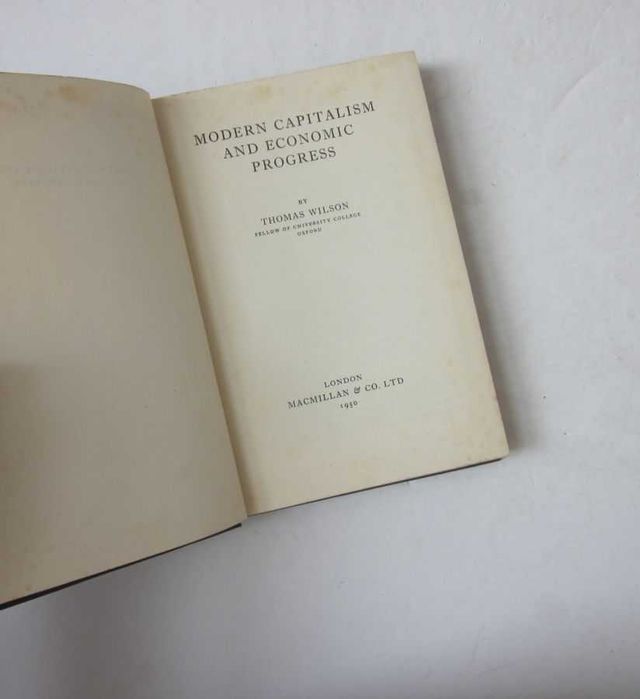 ECONOMIA - [Vários livros em inglês)