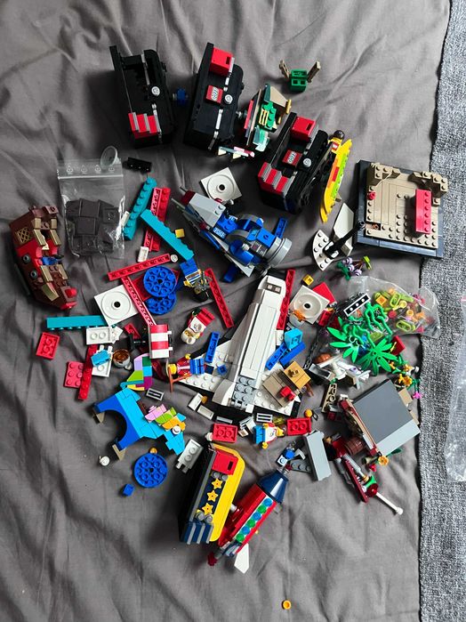 LEGO Lot w/ Manuals, VIP Sets, Sorted Parts & City Builds