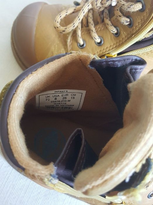 Botas de menino marca Palladium