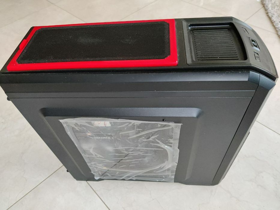 Потужний комп'ютер для роботи або ігор