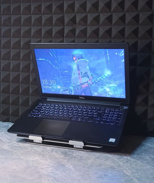 Ігровий ноутбук Dell / intel i5 gen 8 / DDR4 8GB / SSD m2 NVMe 256GB