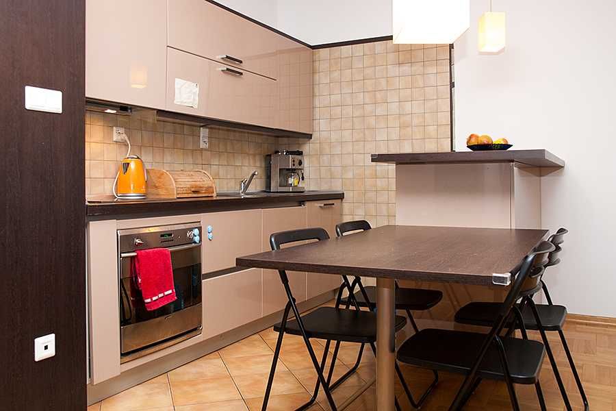 Mieszkanie ul Bronowicka 43m2 kawalerka z balkonem 2500pl plus prąd