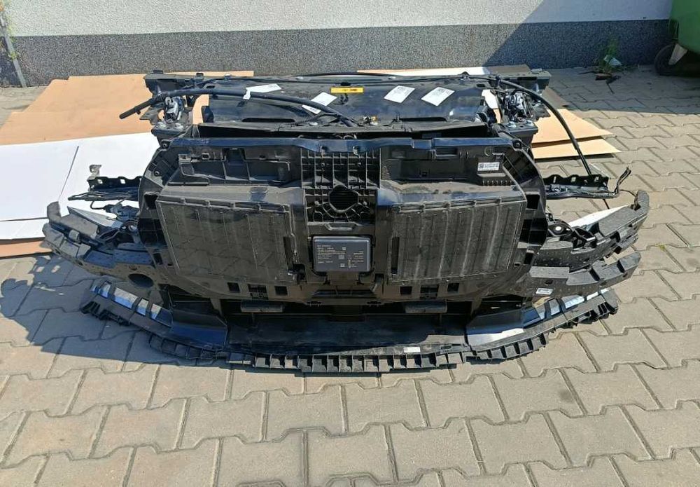 Комплектная панель радиатор вентилятор BMW I7 G70 разборка