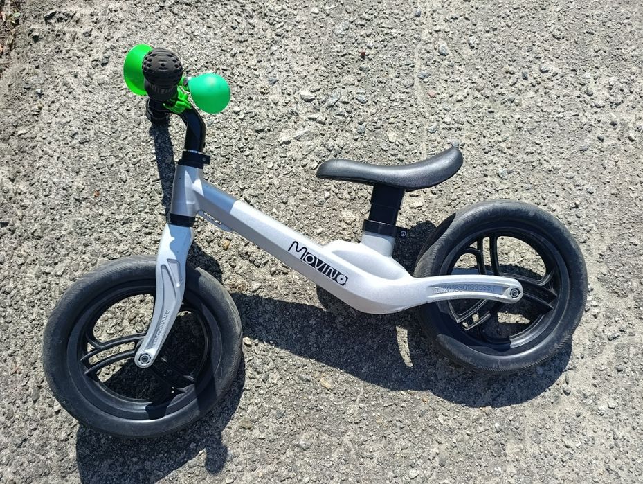 Rowerek biegowy + kask Cariboo Movino Magnesium Pro bardzo lekki 2,1 k