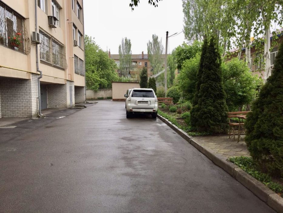 Оренда великогабаритної квартири  124 м.кв, у  Центрі, вул. Садова