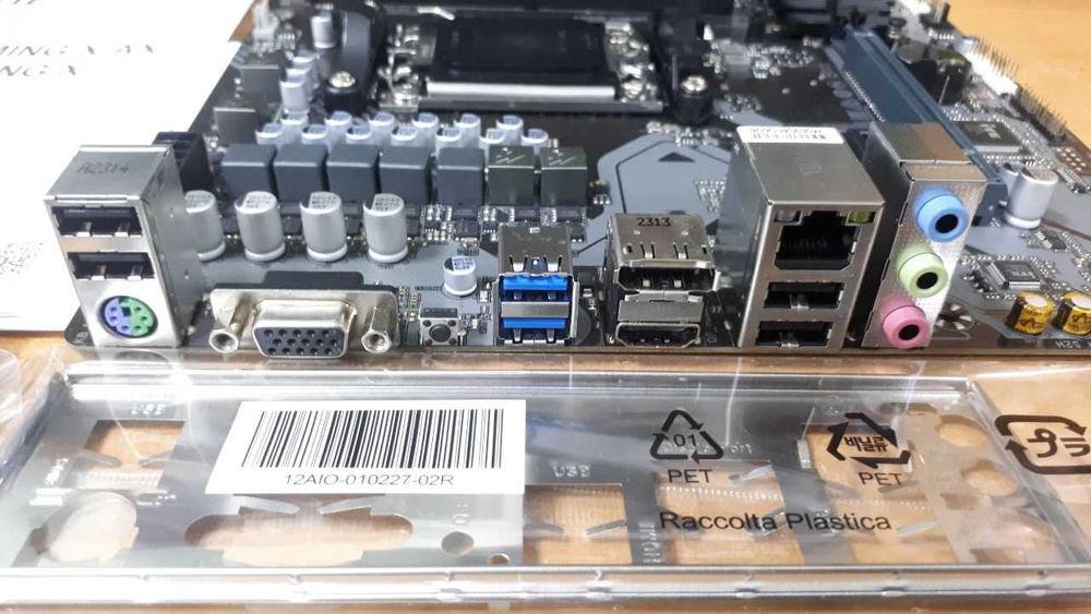 Материнська плата Gigabyte A620M S2H