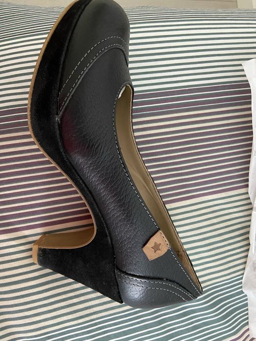 Sapatos Cubanas pretos salto alto- tamanho 38