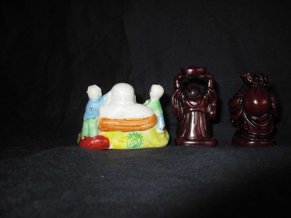 Budas em Resina e Porcelana