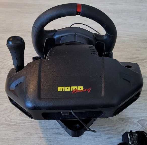 Logitech MOMO Racing