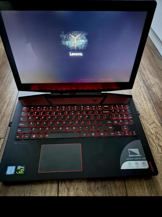 Lenovo Legion Y720 z Windows 10 pro
