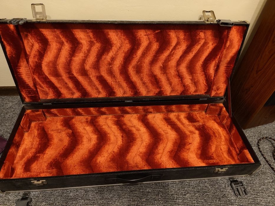 Kuzweil KME61 Syntezator