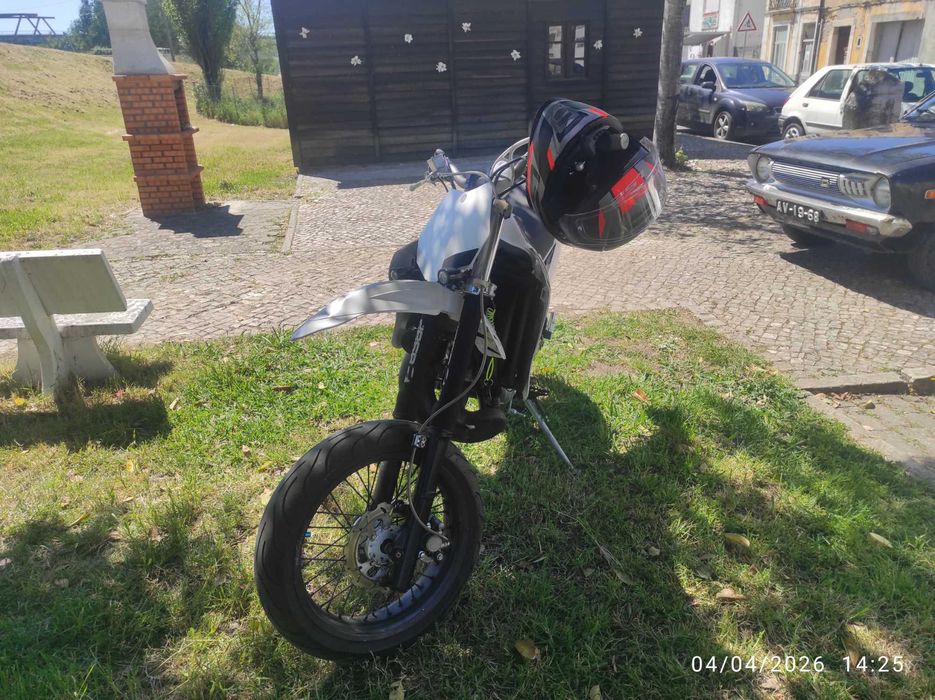 Yamanha DTR 125 supermotard