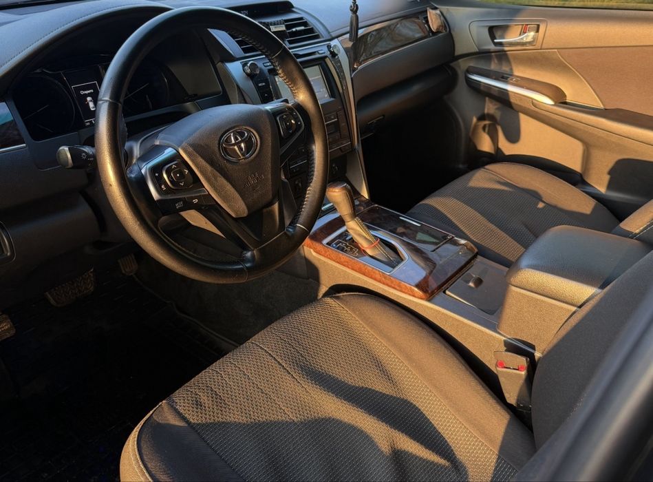 Toyota Camry 2017