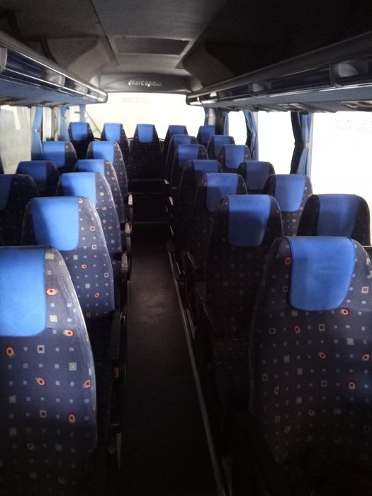 Mini bus Iveco 27 lugares