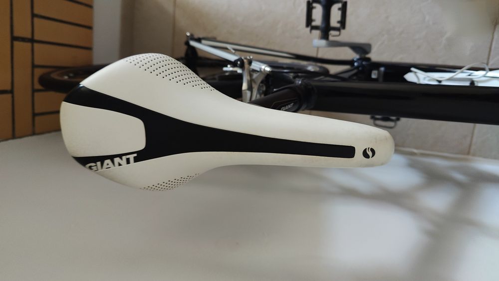 Bicicleta Giant defy Aluxx 2016