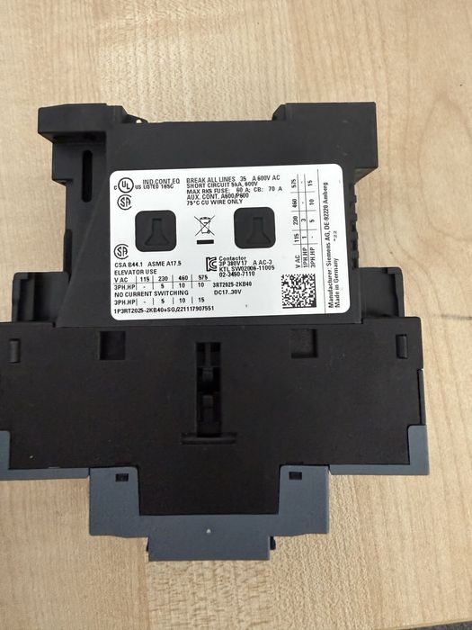 stycznik sprzęgający Siemens SIRIUS (symbol 3RT2025-2KB40