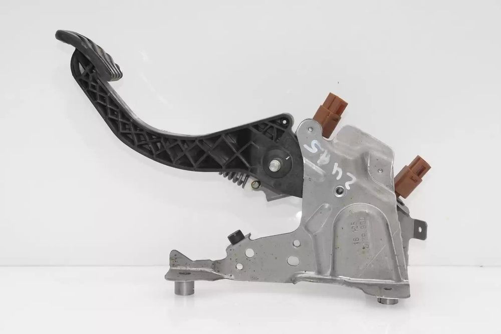 PEDAL EMBRAIAGEM NISSAN QASHQAI II TODO TERRENO, FECHADA 2016 -465034208RB