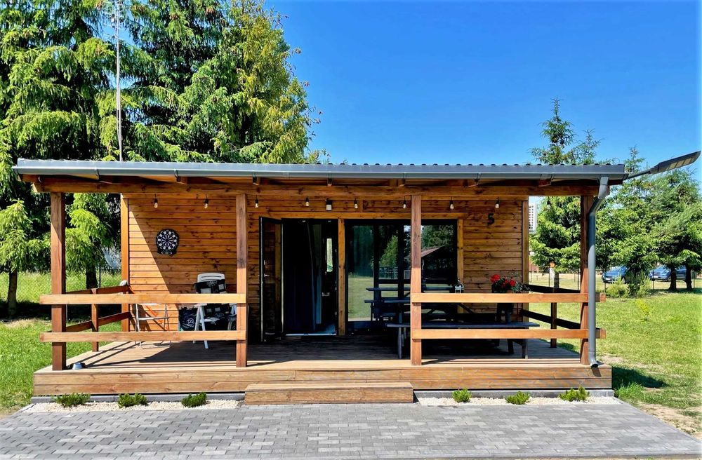 Nowoczesne domki nad jeziorem wynajem Anastazewo klimatyzacja 6 osób