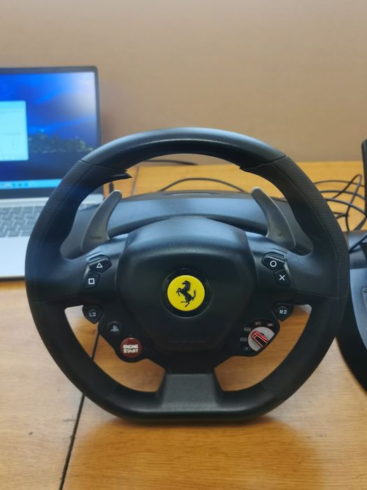 Kierowca PC Thrustmaster T80 Ferrari (02)