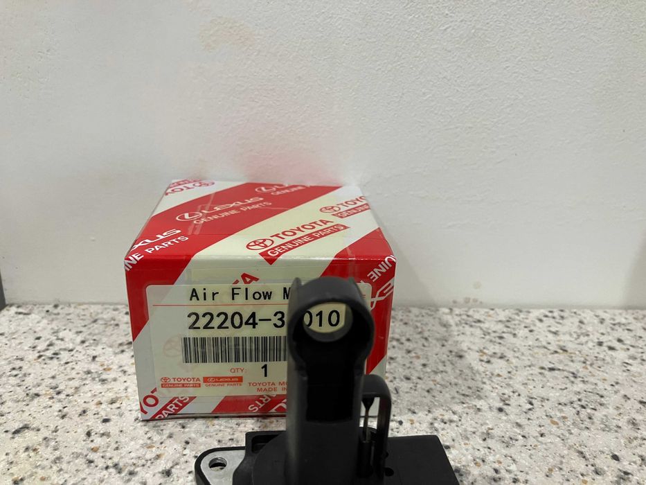 Датчик витрат повітря MAF 22204-30010 Дизель Toyota Lexus НОВИЙ