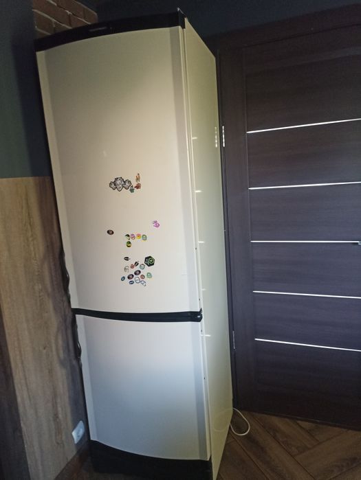 Продається холодильник