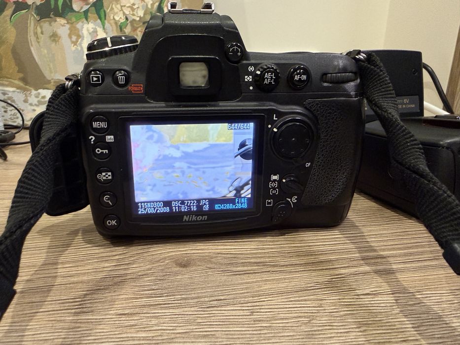 Nikon D300 Kit 24-85 + Nikkor 50 1:1.8