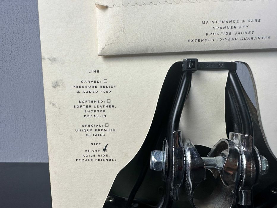 Siodełko BROOKS b66SU twarda skóra czarne