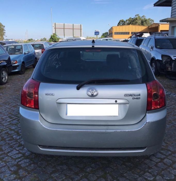 Toyota Corolla E12 1.4 D-4D 3P 2005 - Para Peças