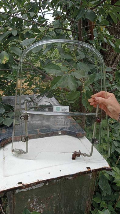 Вітрове скло обтічник на скутер, мопед