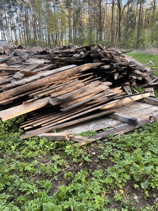 Drewno z rozbiórki