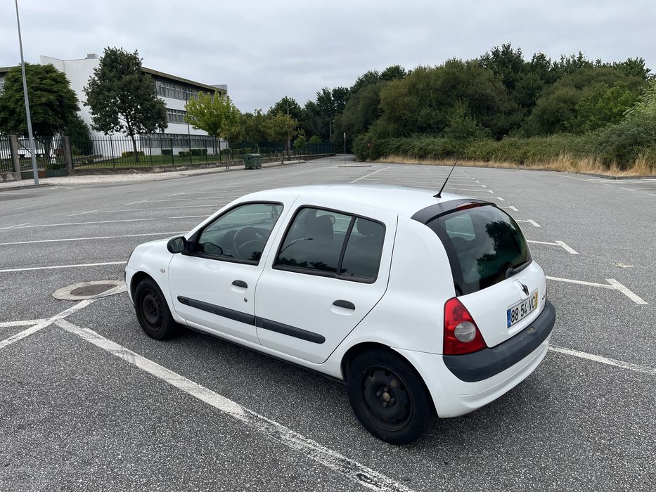 Renault Clio — fotografia 3
